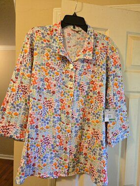 John Mark L button up front shirt with floral motif & mother of pearl buttons